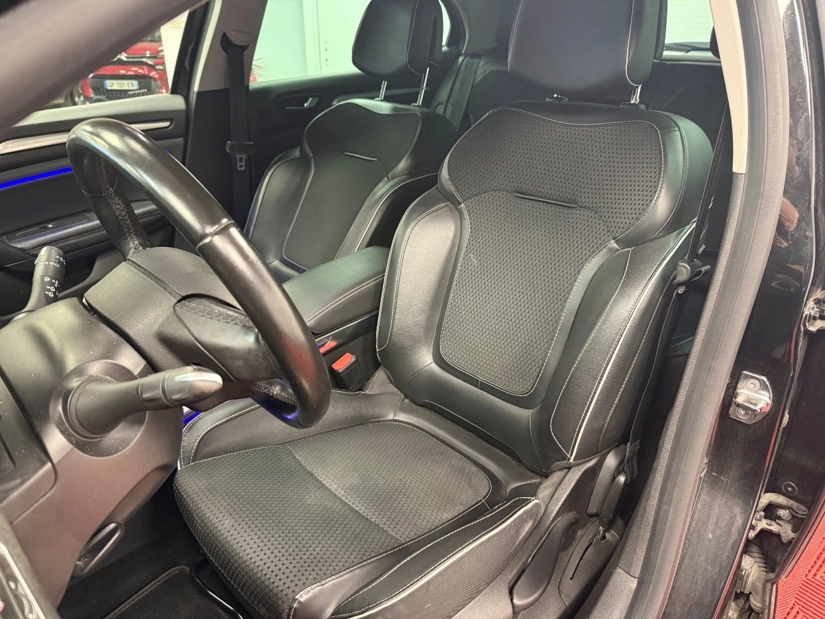 Renault Megane - photo 15