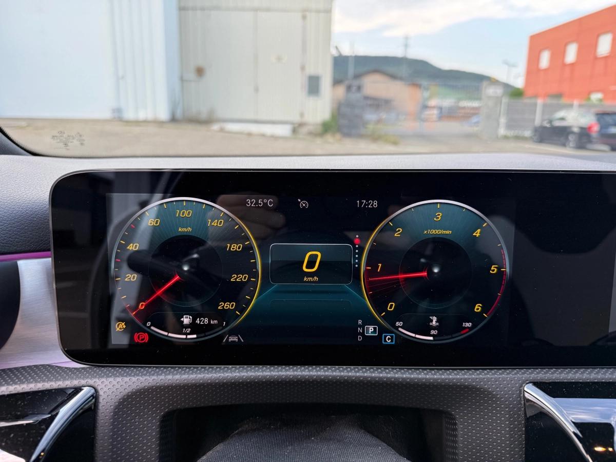 Mercedes Classe A 2.0 220 D 190 AMG LINE 8G-DCT BVA
