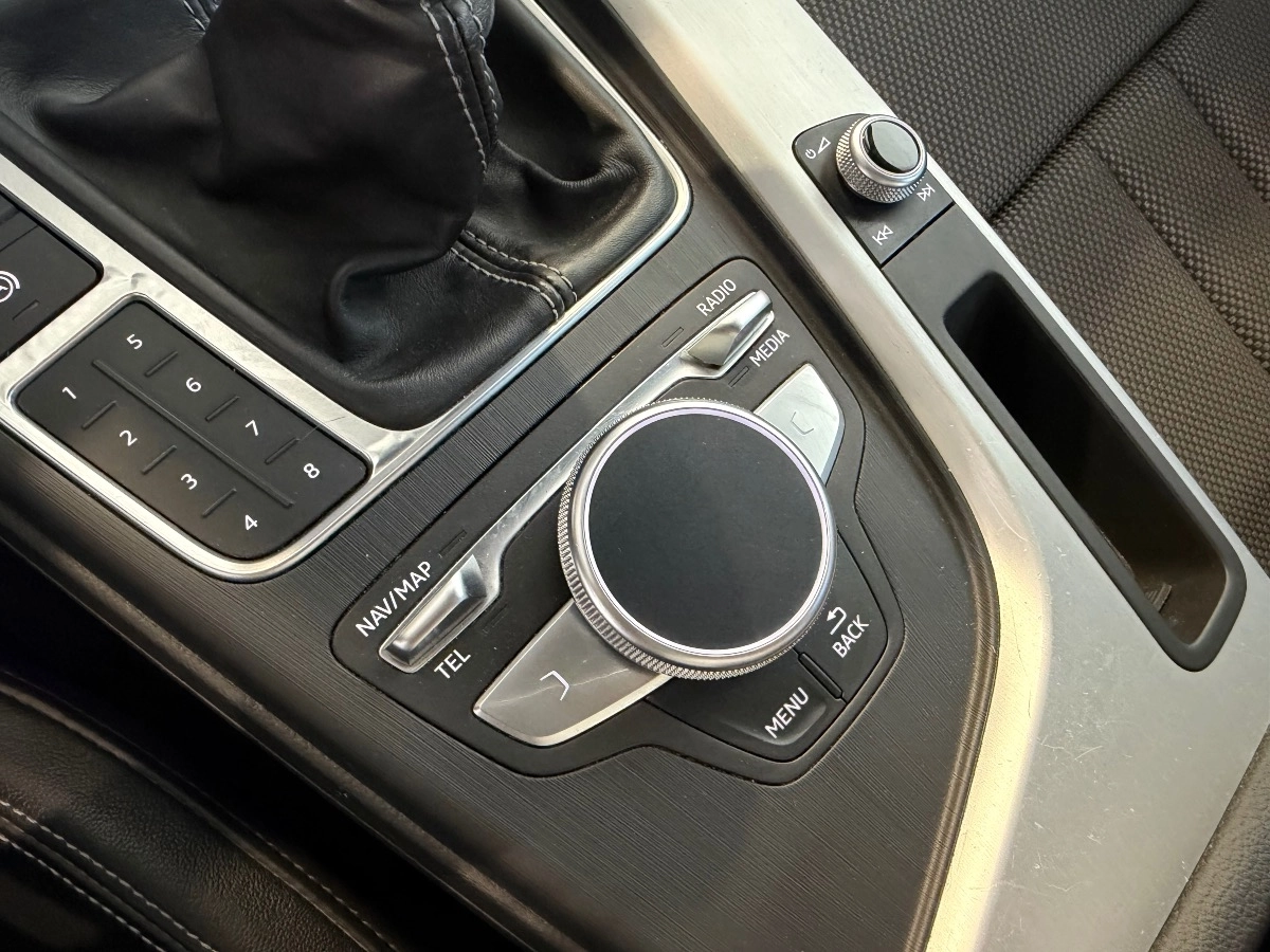 Audi A4 - photo 15
