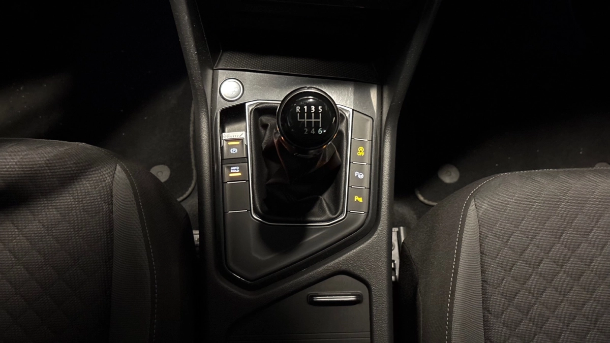 Volkswagen Tiguan - photo 27
