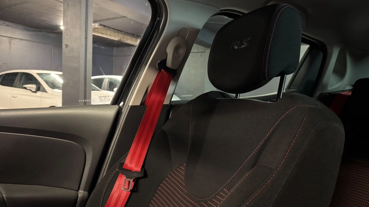 Renault Clio - photo 15