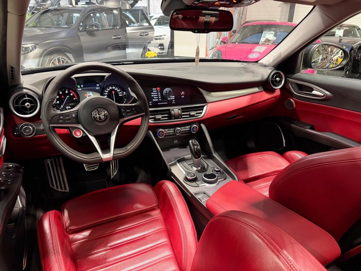 Alfa Romeo Giulia 2.0 TB 280 VELOCE Q4 BVA