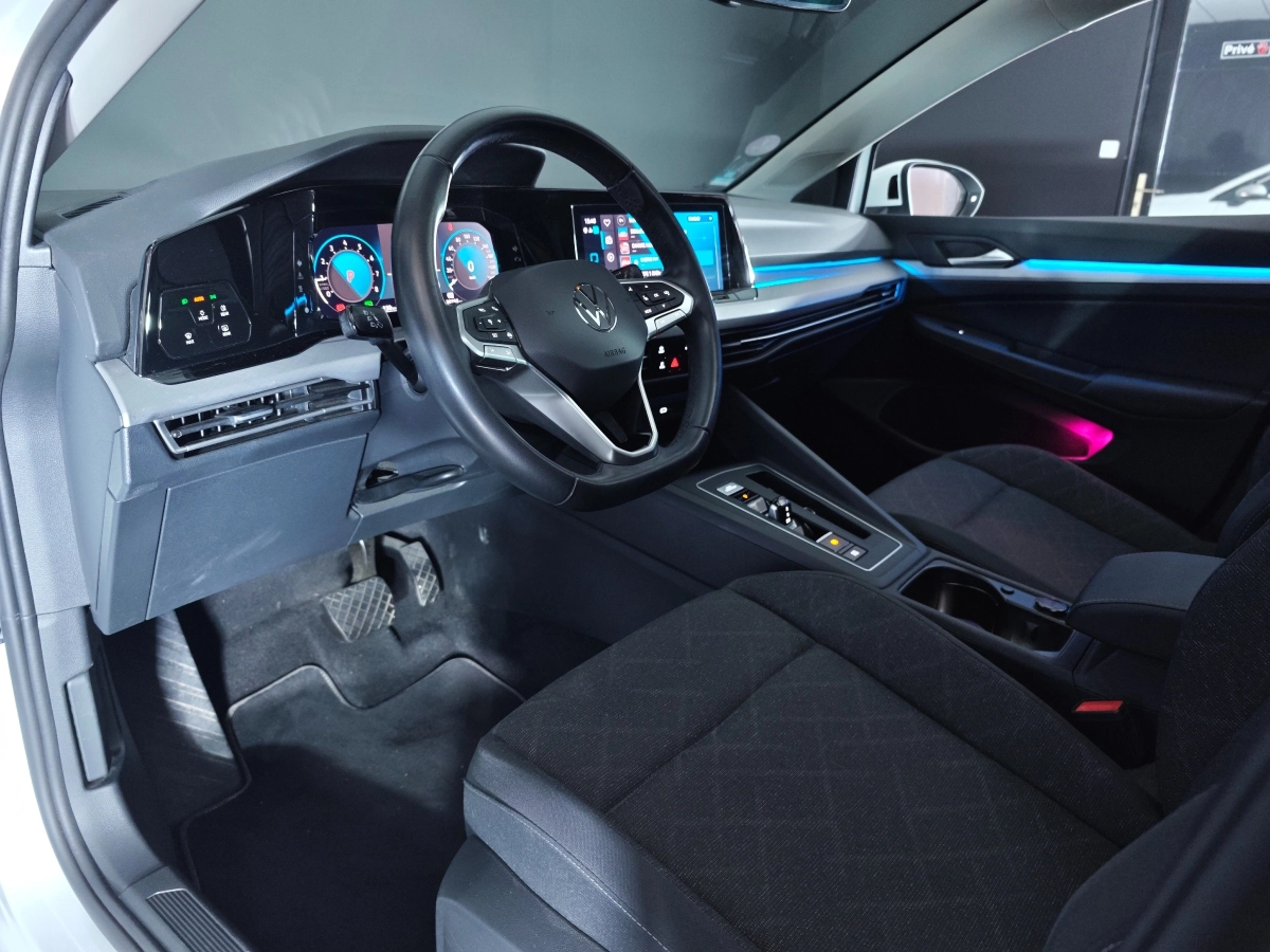 Volkswagen Golf - photo 7