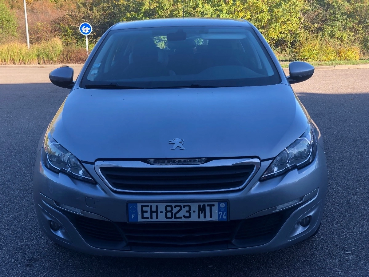 Peugeot 308 - photo 2