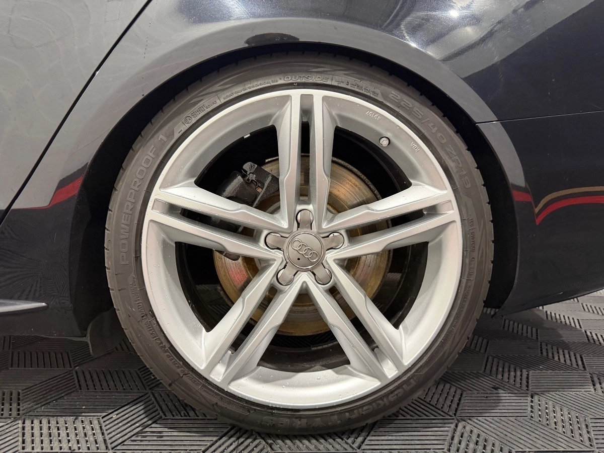 Audi S4 - photo 10