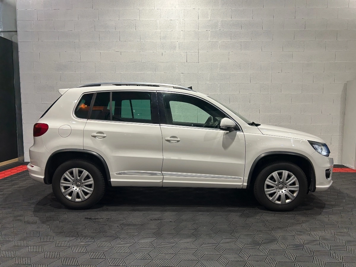Volkswagen Tiguan - photo 2