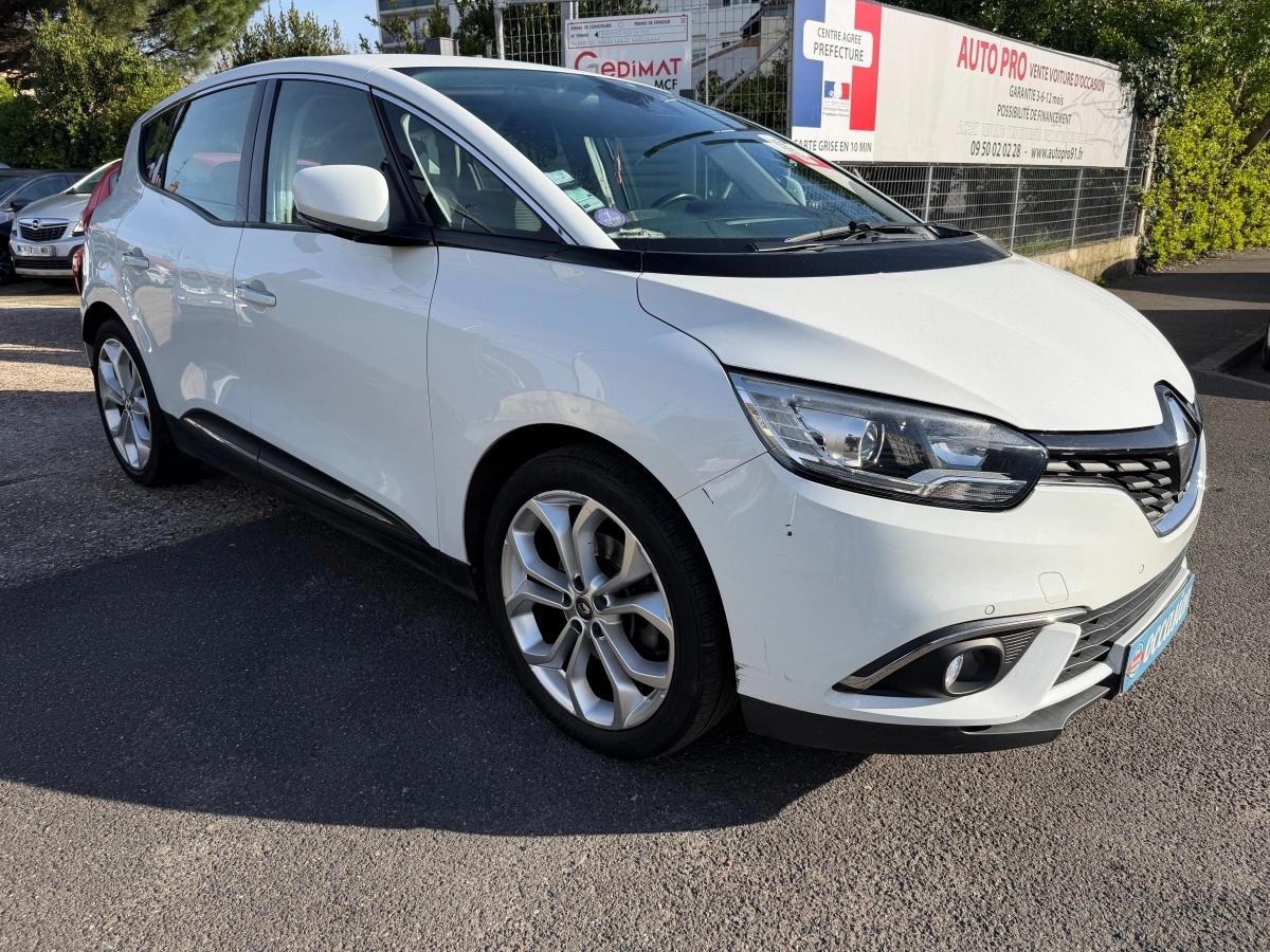 Renault Scenic 1.3 TCE 140 BLACK EDITION