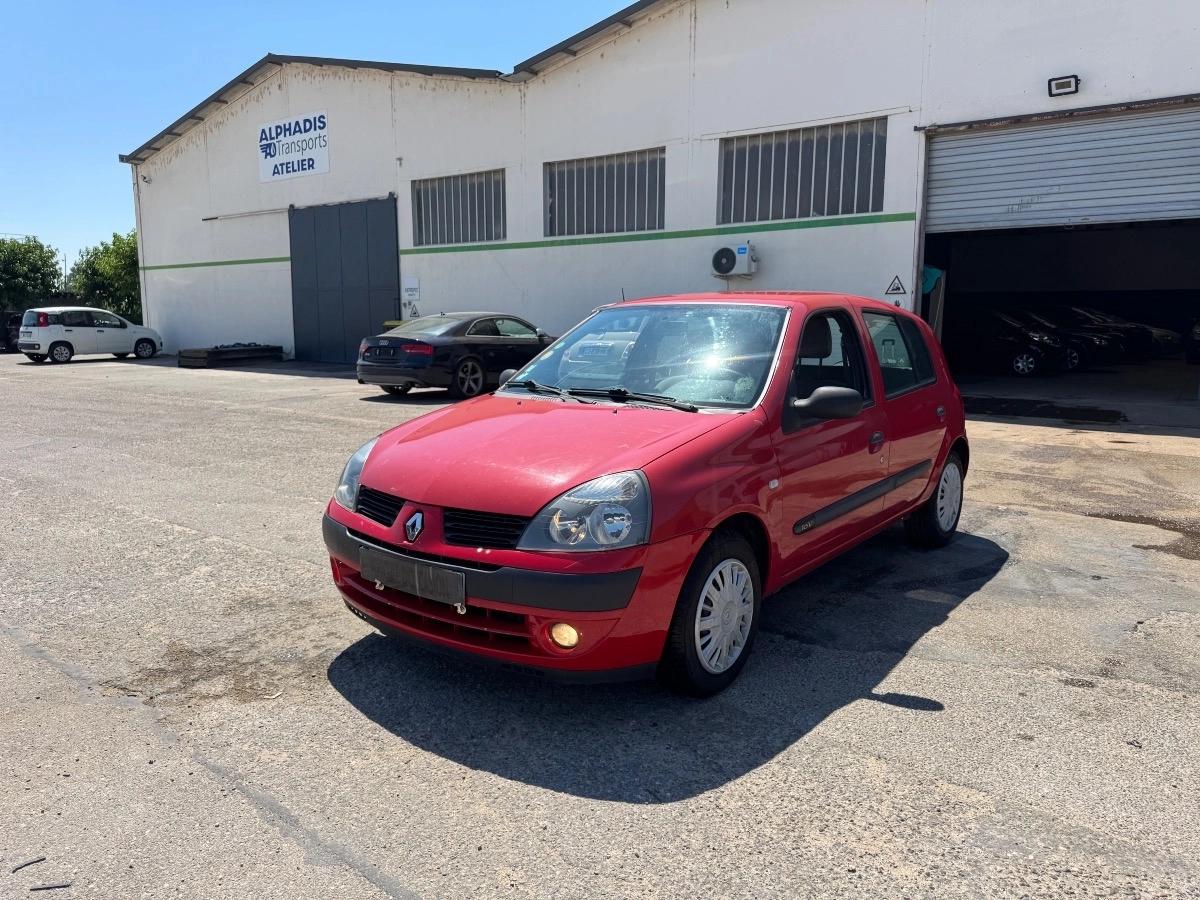 RENAULT Clio