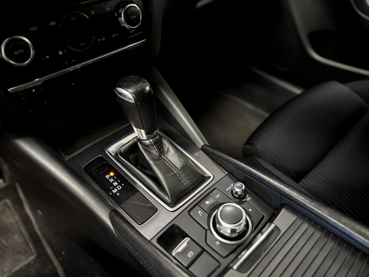 Mazda 6 - photo 28