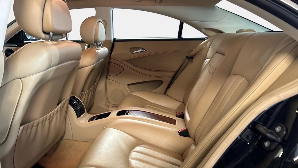 MERCEDES CLS