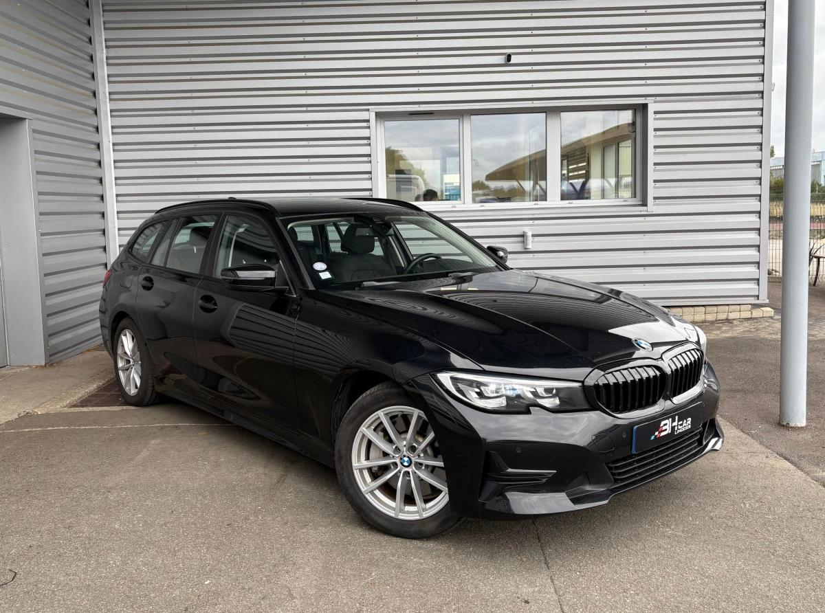 Image: Bmw Serie 3 2.0 330 E 292H LOUNGE BVA