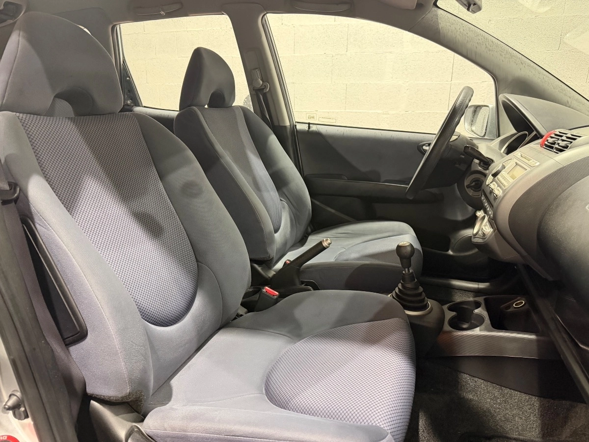 Honda Jazz - photo 11