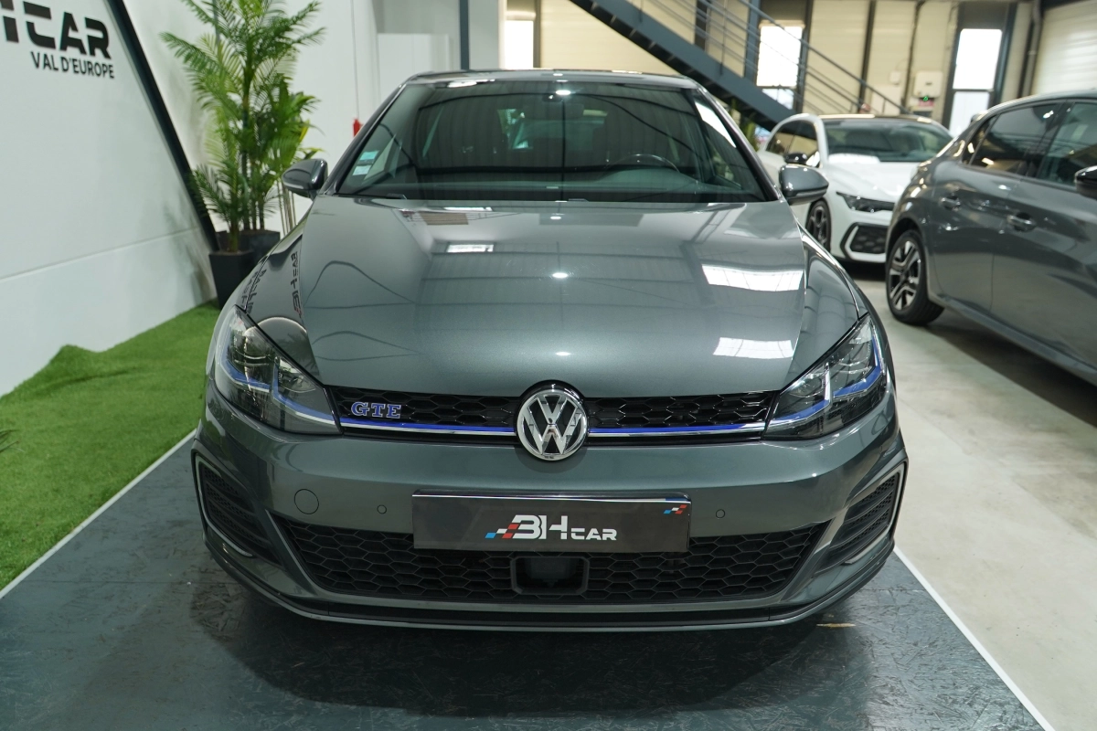 Volkswagen Golf - photo 2