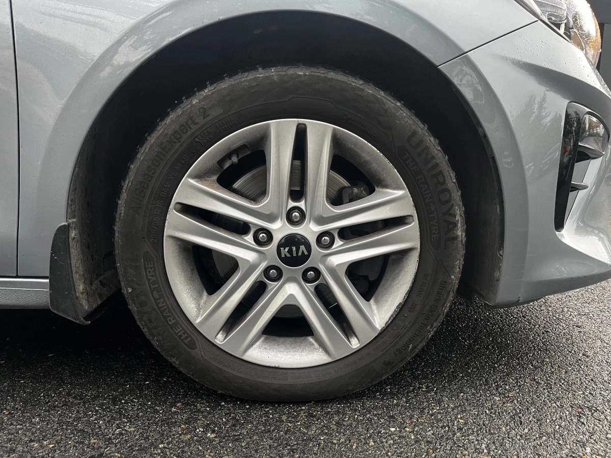 Kia Ceed - photo 20