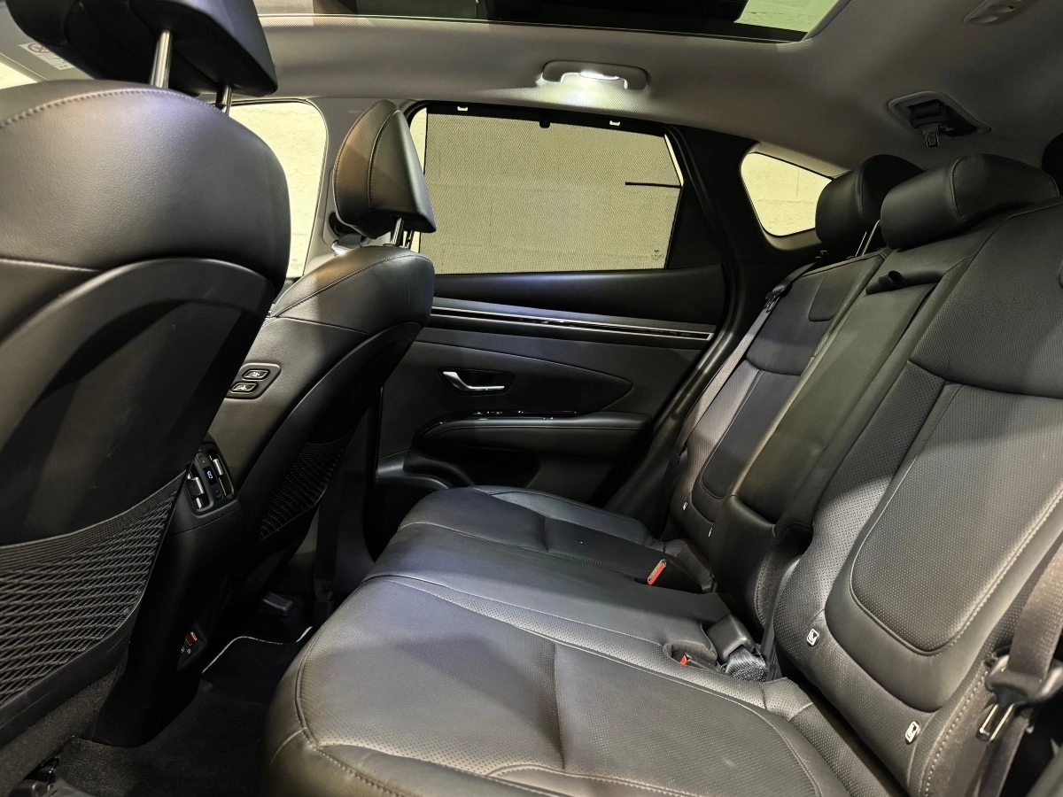 Hyundai Tucson - photo 15