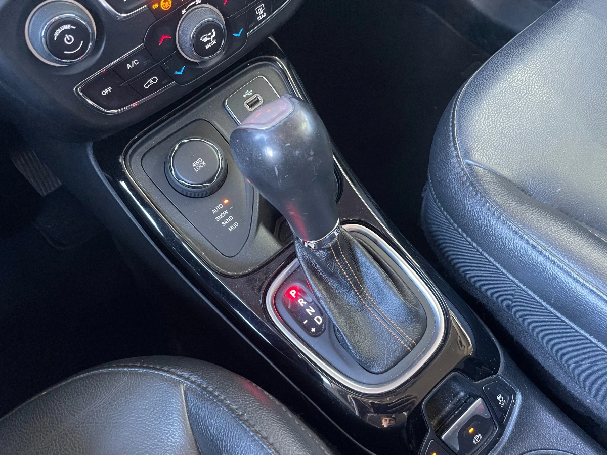 Jeep Compass - photo 24