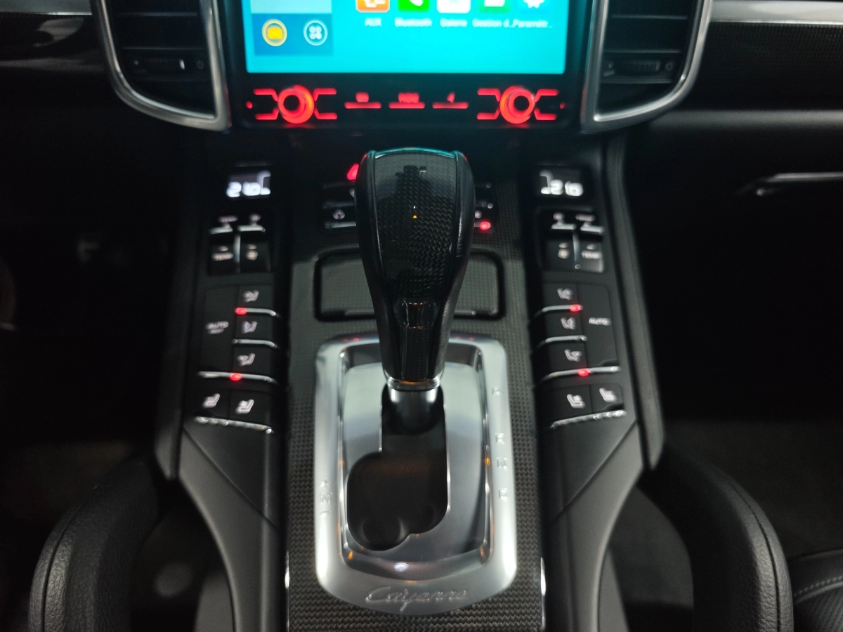 Porsche Cayenne - photo 12