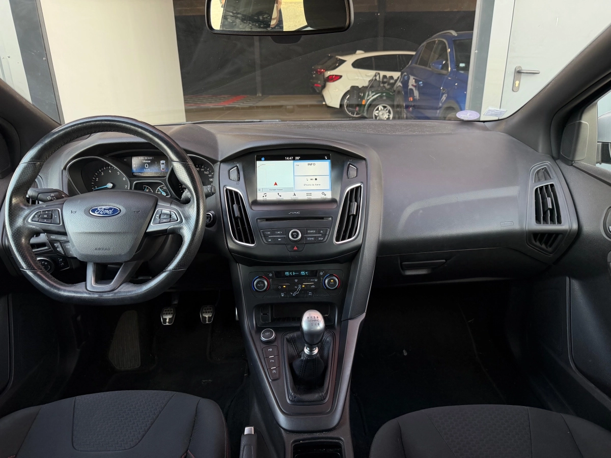 Ford Focus - photo 14