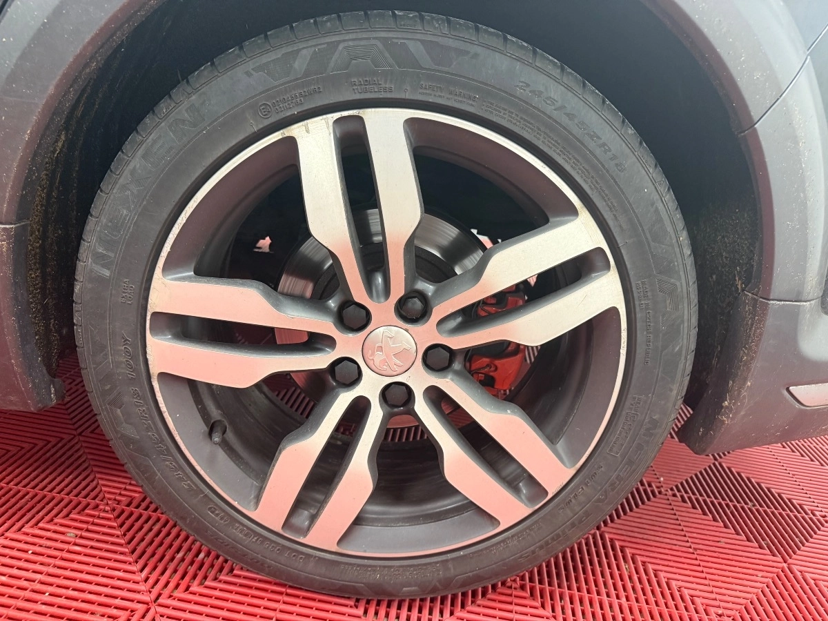 Peugeot 508 - photo 12