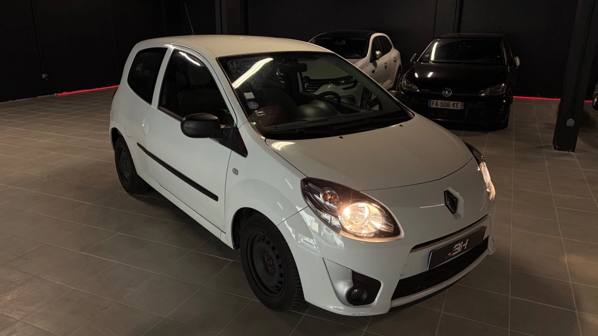 Renault Twingo - photo 26