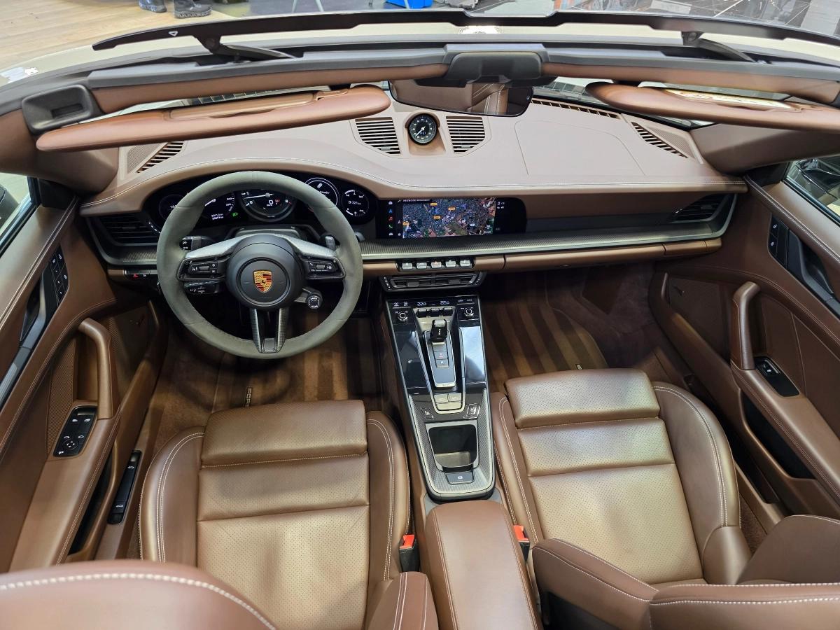 Porsche 911 CABRIOLET 3.0 480 TARGA GTS 4 BVA