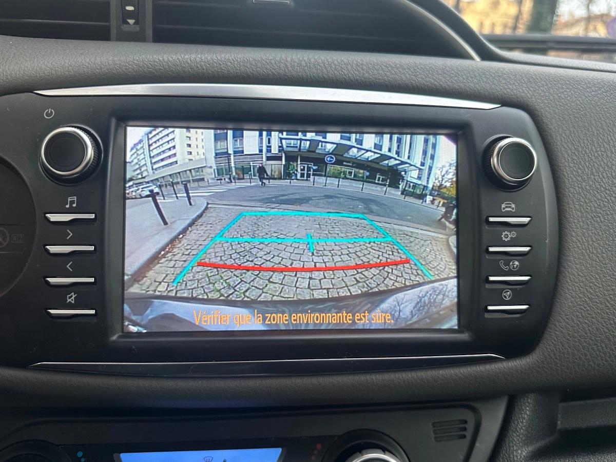 Toyota Yaris 1.5 VVTI 100H 75 HYBRID FULL-HYBRID FRANCE BVA