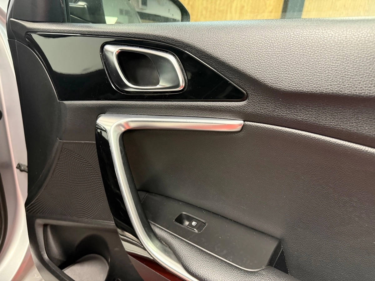 Kia Ceed - photo 12