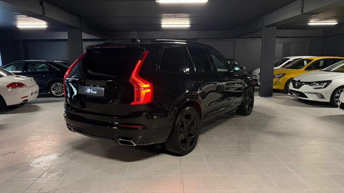 Volvo Xc90 - photo 2