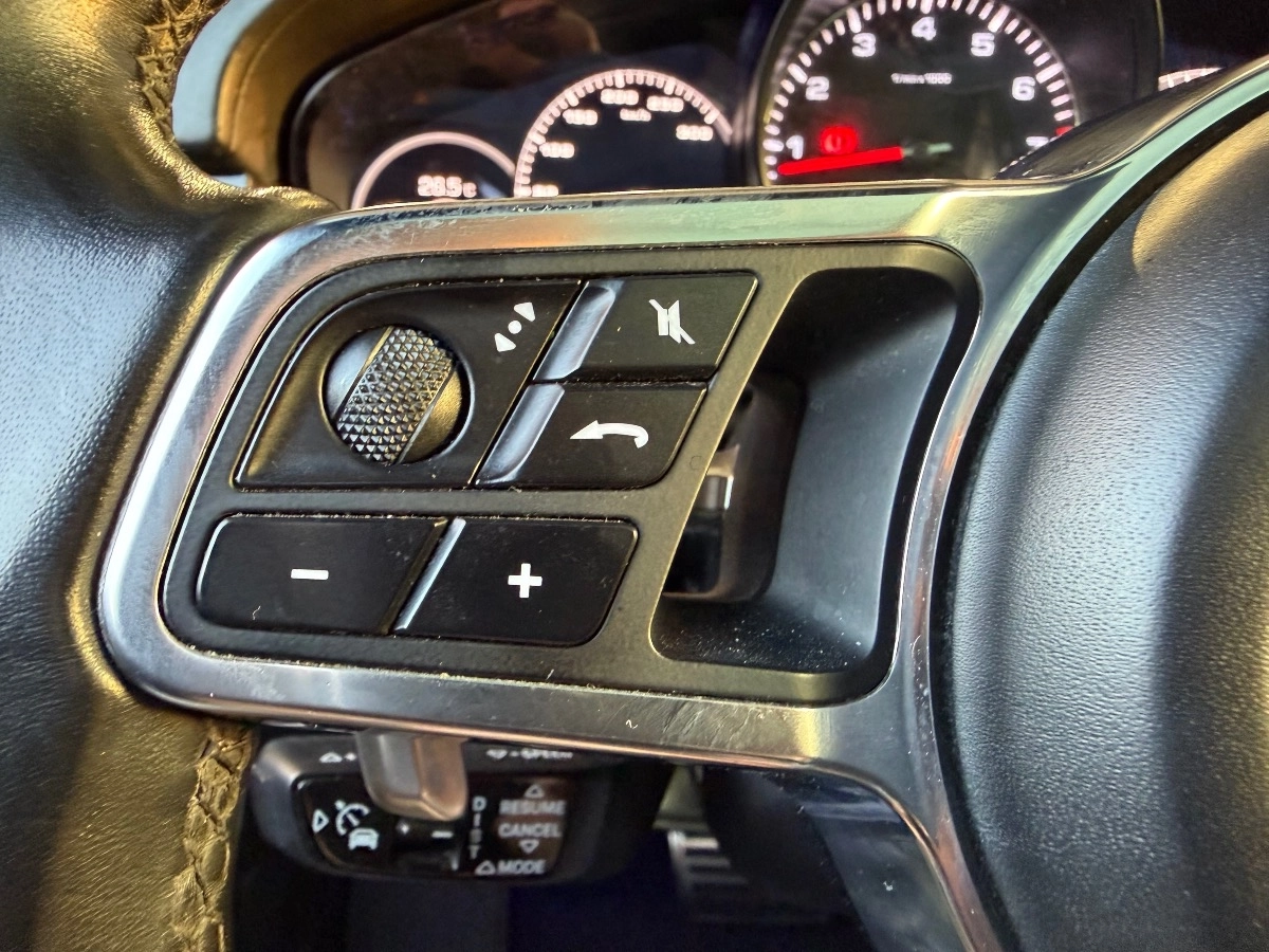 Porsche Cayenne - photo 37