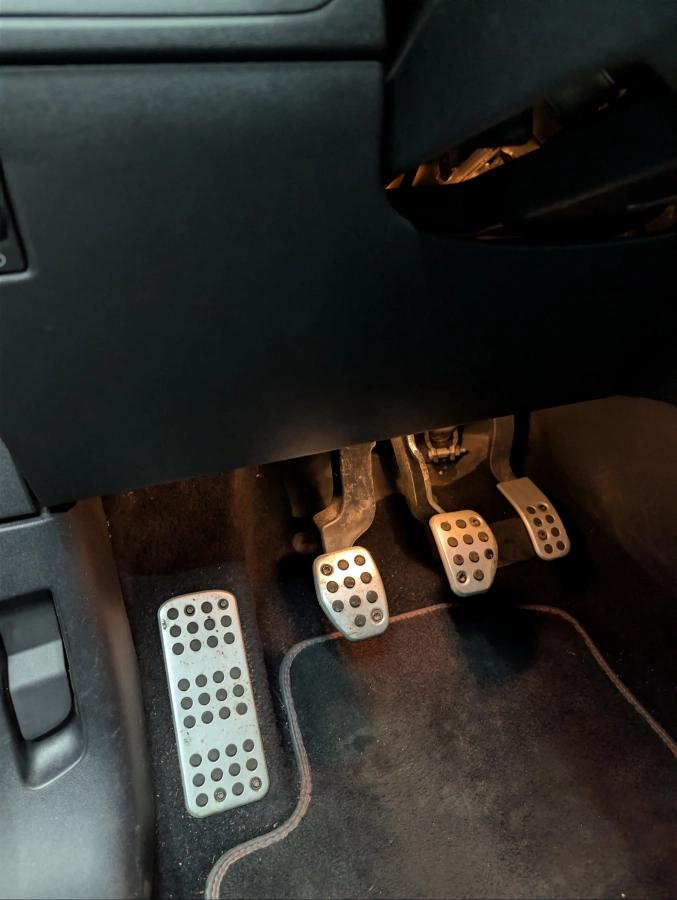 Peugeot 208 GENERATION-I 1.6 THP 200 GTI