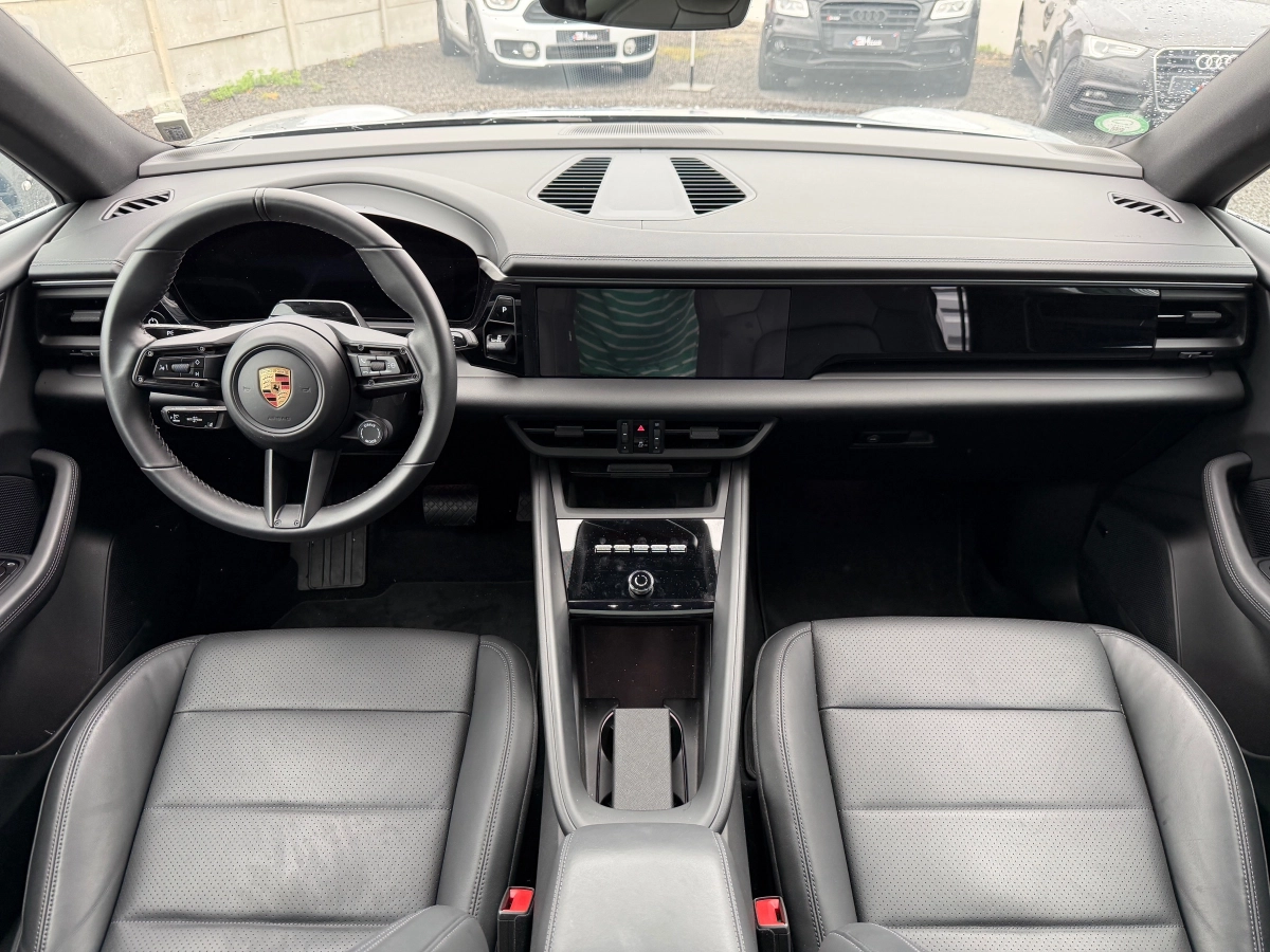 Porsche Macan - photo 8
