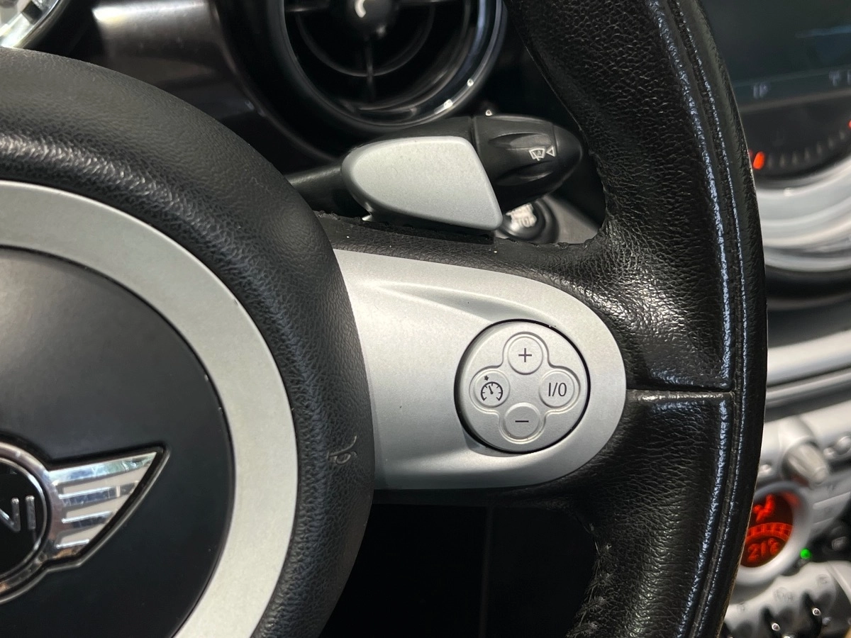 Mini Cabrio - photo 18