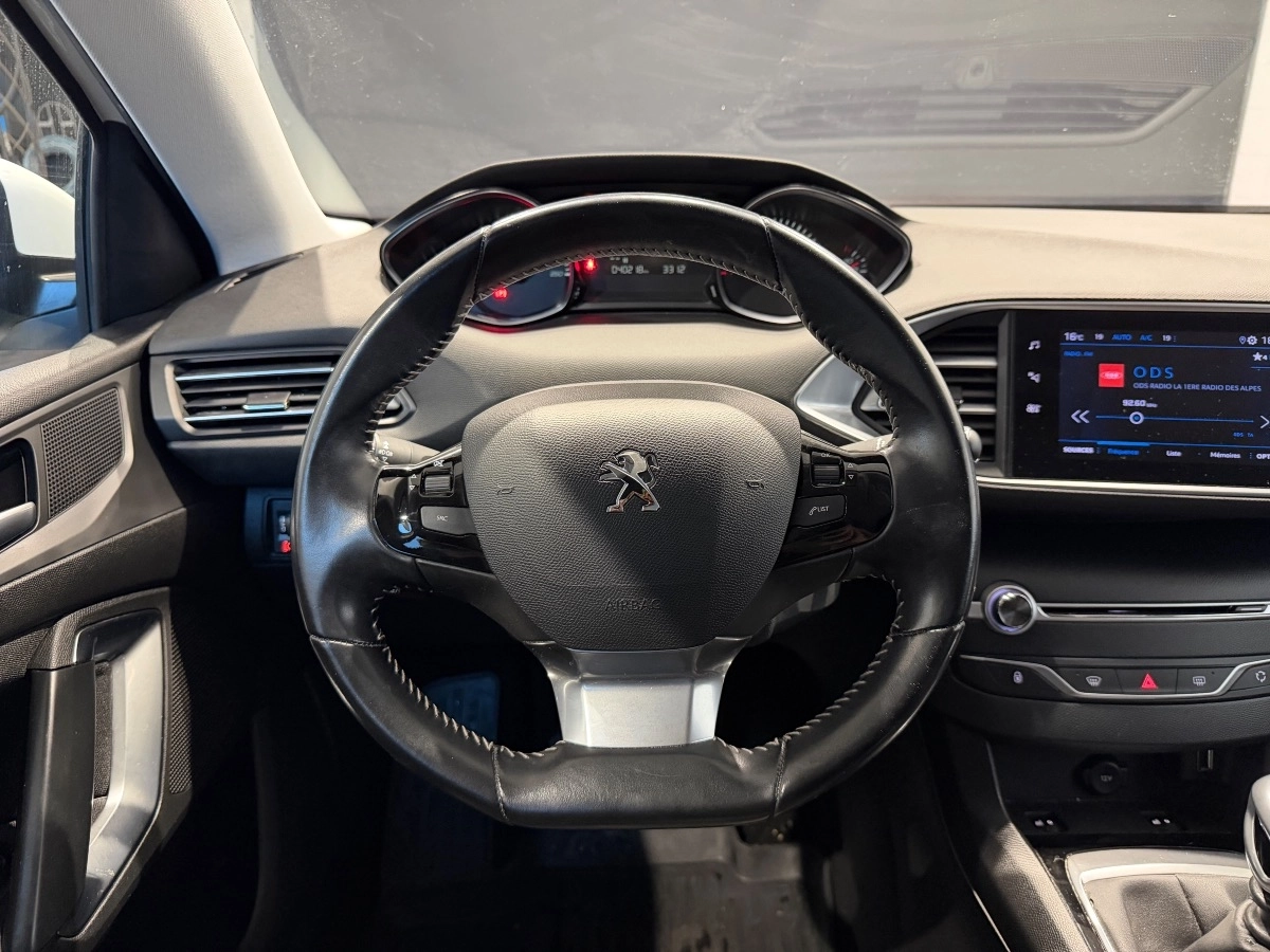 Peugeot 308 - photo 17