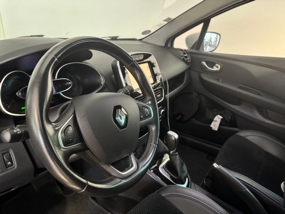 Aperçu indisponible de RENAULT Clio