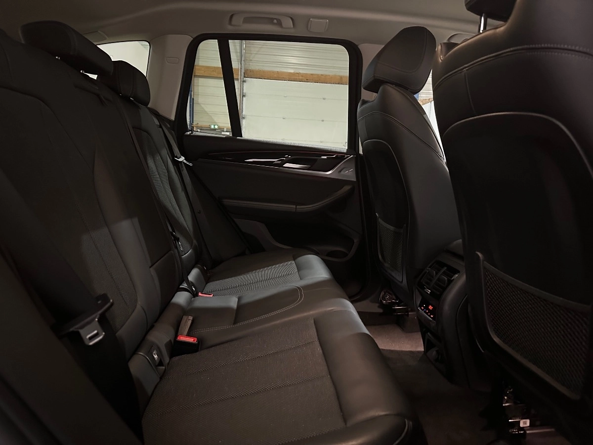 Bmw X3 - photo 15