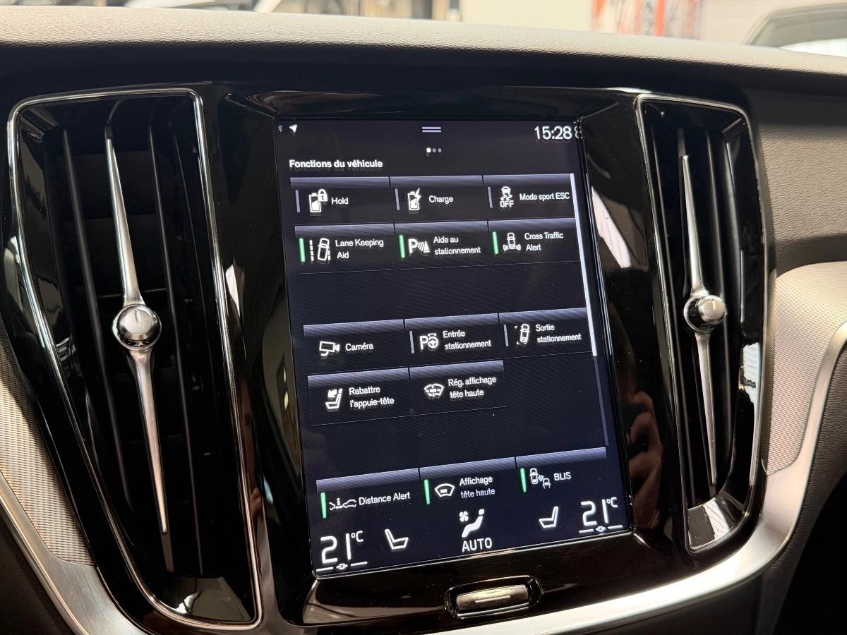 Volvo V60 II T8 390 Twin Engine Inscription Luxe Geartronic 8 Options++