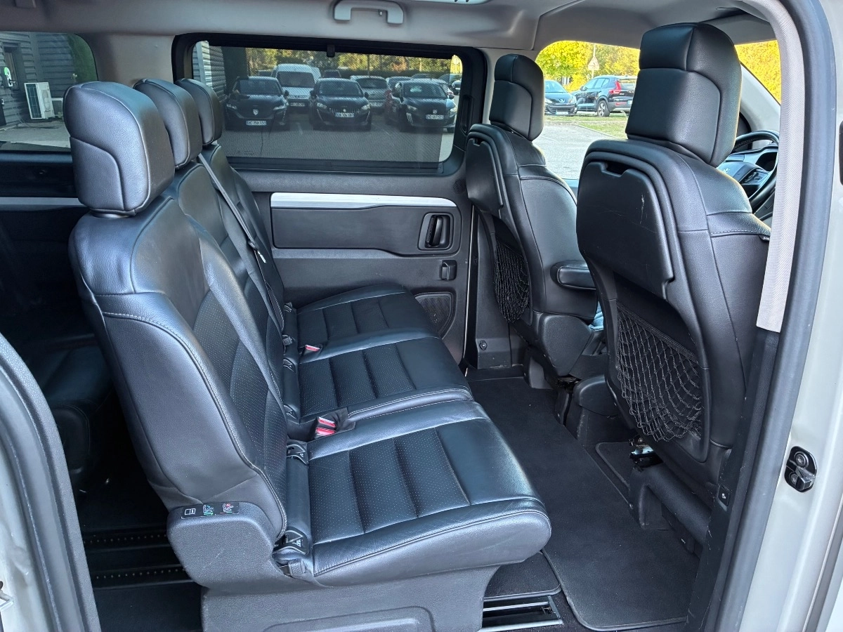 Peugeot Traveller - photo 22