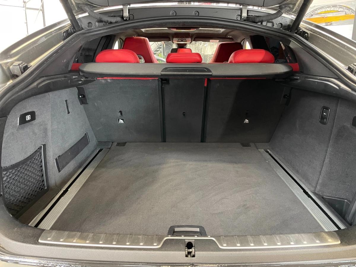 BMW X6 M 4.4L V8 XDRIVE 575CV - CARPLAY/TOIT OUVRANT/SIEGES CHAUFFANTS - ENTRETIENS CONSTRUCTEUR