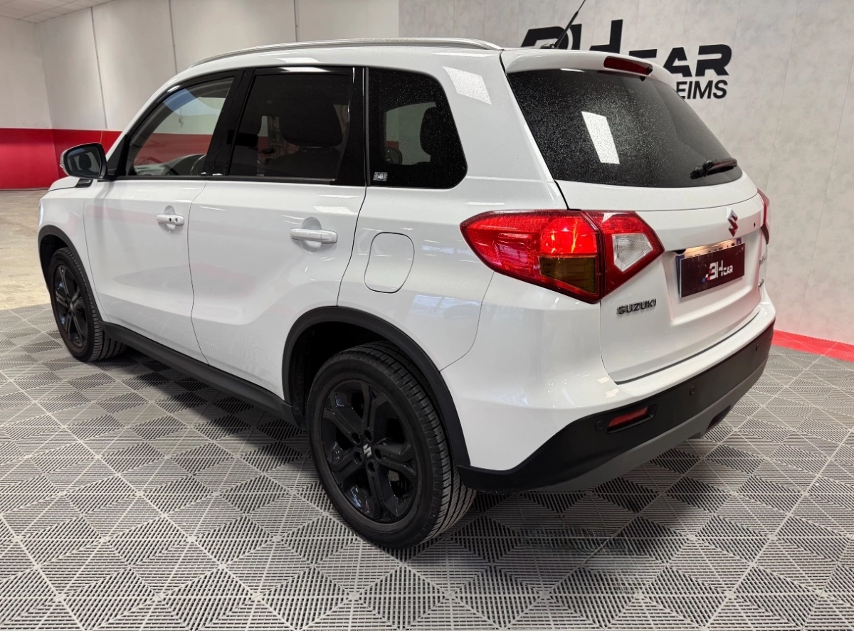 Suzuki Vitara - photo 7