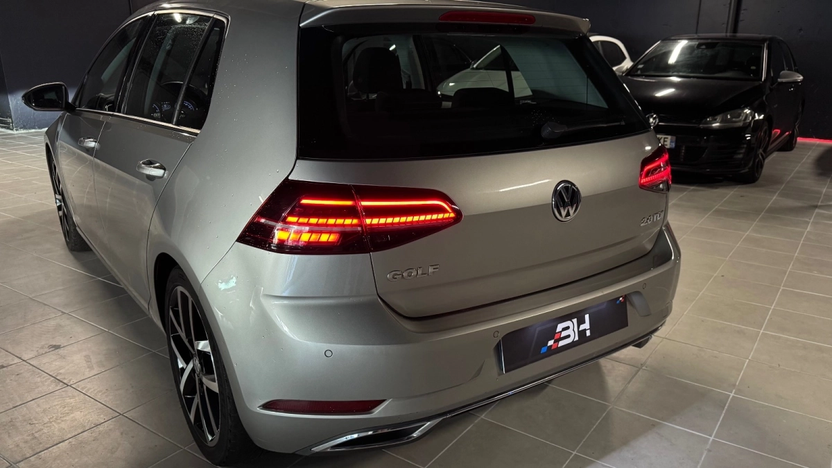 Volkswagen Golf - photo 10