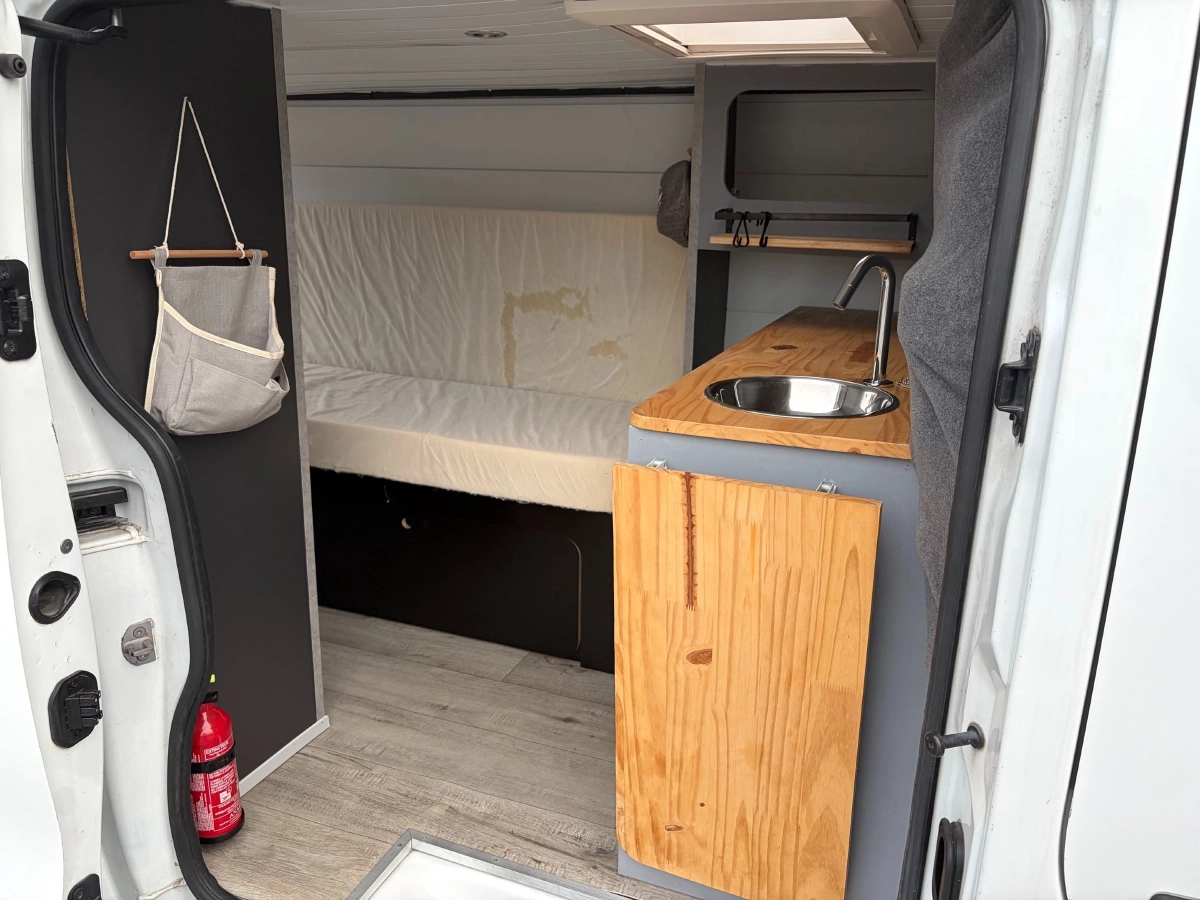 Opel Vivaro Vu - photo 19