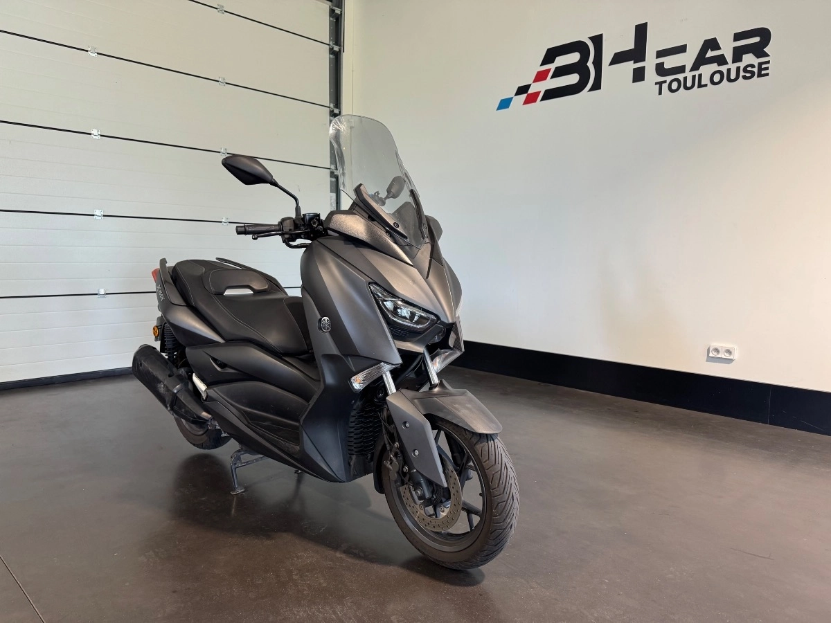 yamaha XMAX 300