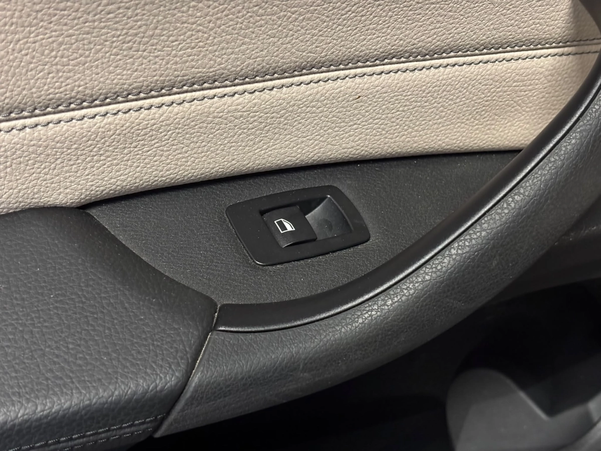 Bmw X1 - photo 25