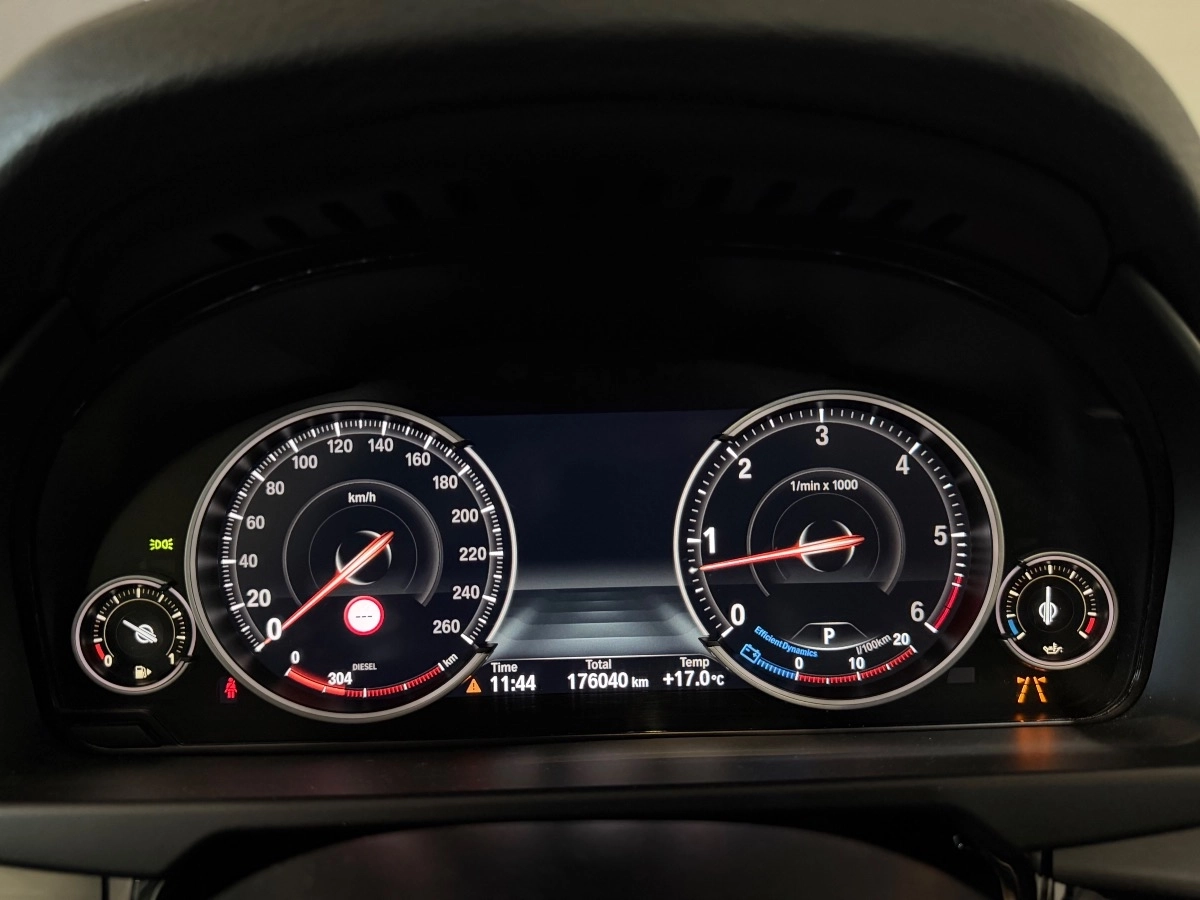 Bmw X5 - photo 16