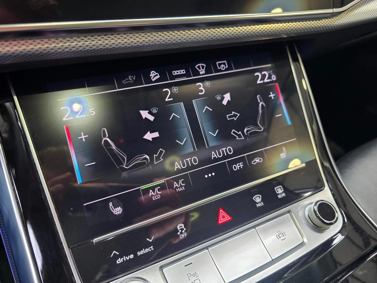 Audi Q7 3.0 55 TFSIE 381H 340 PHEV HYBRID AVUS QUATTRO TIPTRONIC BVA
