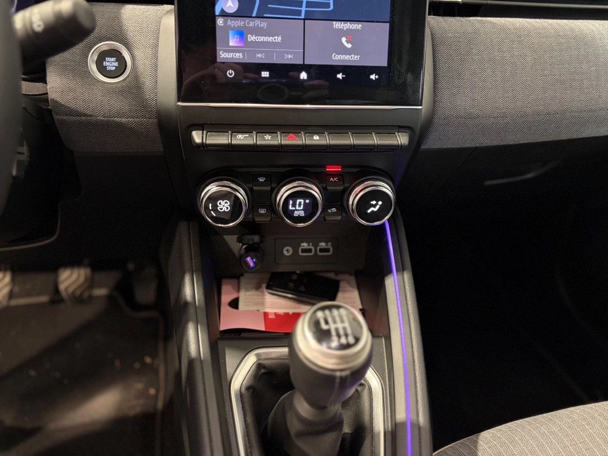 Renault Clio - photo 17