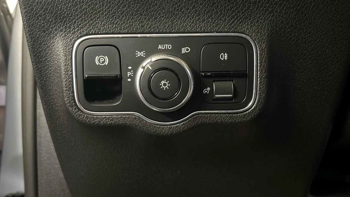 MERCEDES GLB