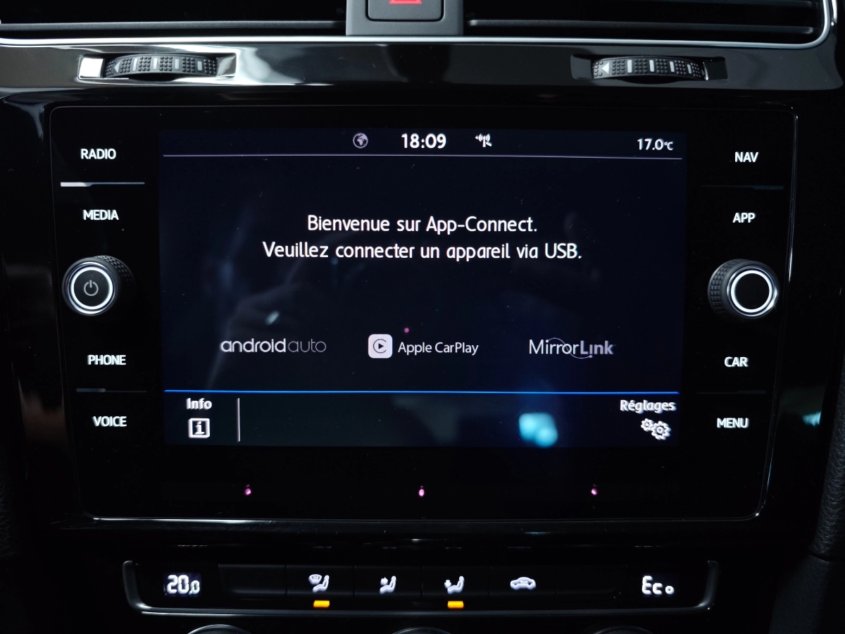 Volkswagen Golf - photo 24