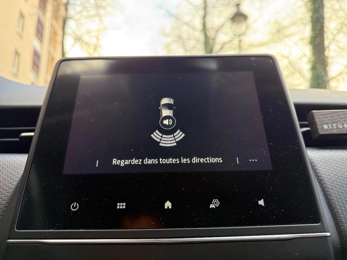 Renault Clio 1.6 E-TECH 140H 90 HYBRID FULL-HYBRID BUSINESS BVA