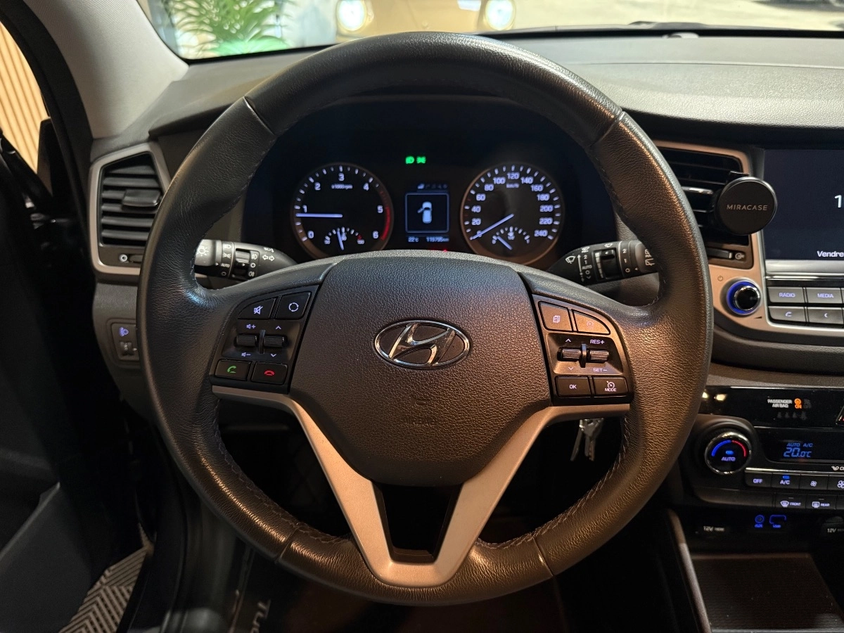 Hyundai Tucson - photo 11